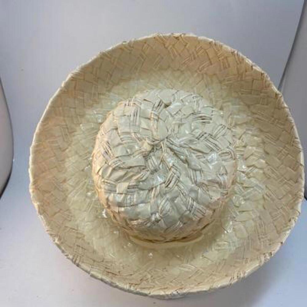 Vintage Leslie James White Raffia Woven Hat - Picture 5 of 7